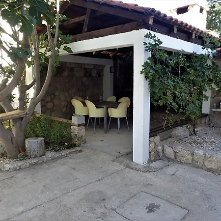 Appartamento In Jasenice 35362 *