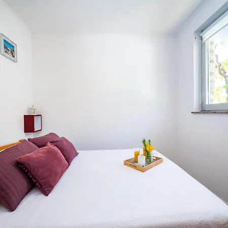Appartamento In Jasenice 35362 *